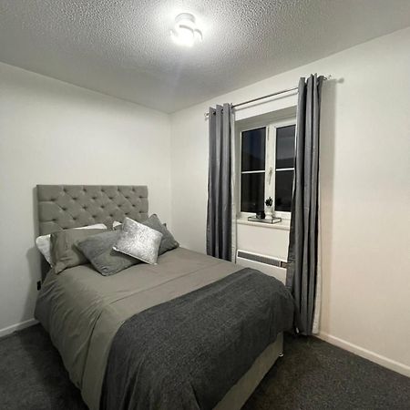 Cardiff Bay Apartment With Parking Zewnętrze zdjęcie