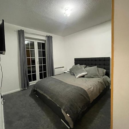 Cardiff Bay Apartment With Parking Zewnętrze zdjęcie