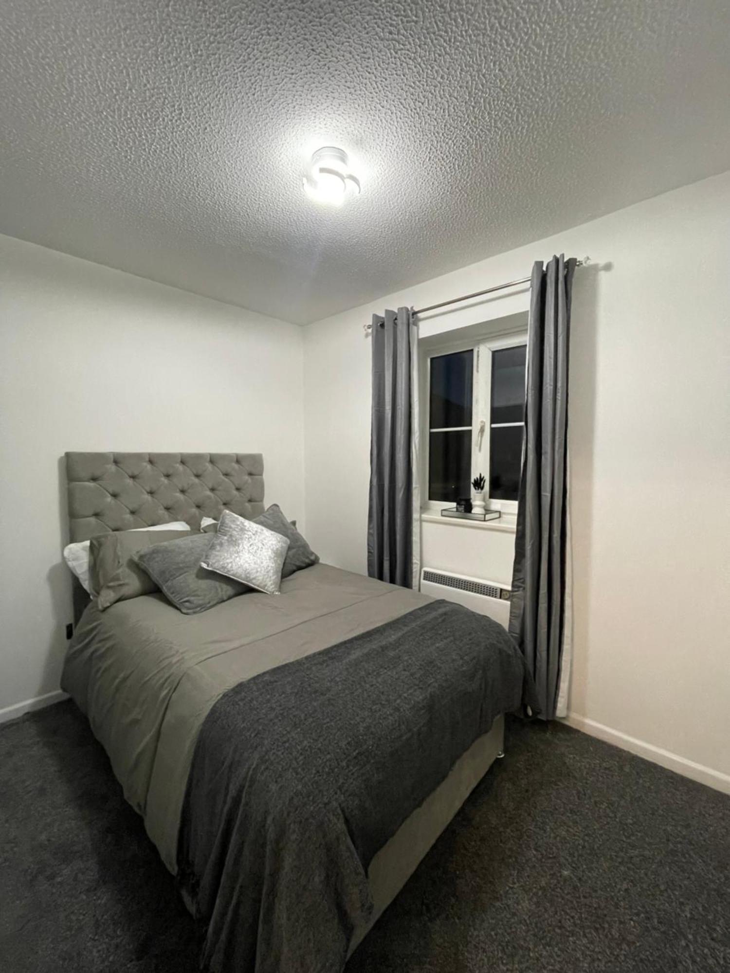 Cardiff Bay Apartment With Parking Zewnętrze zdjęcie