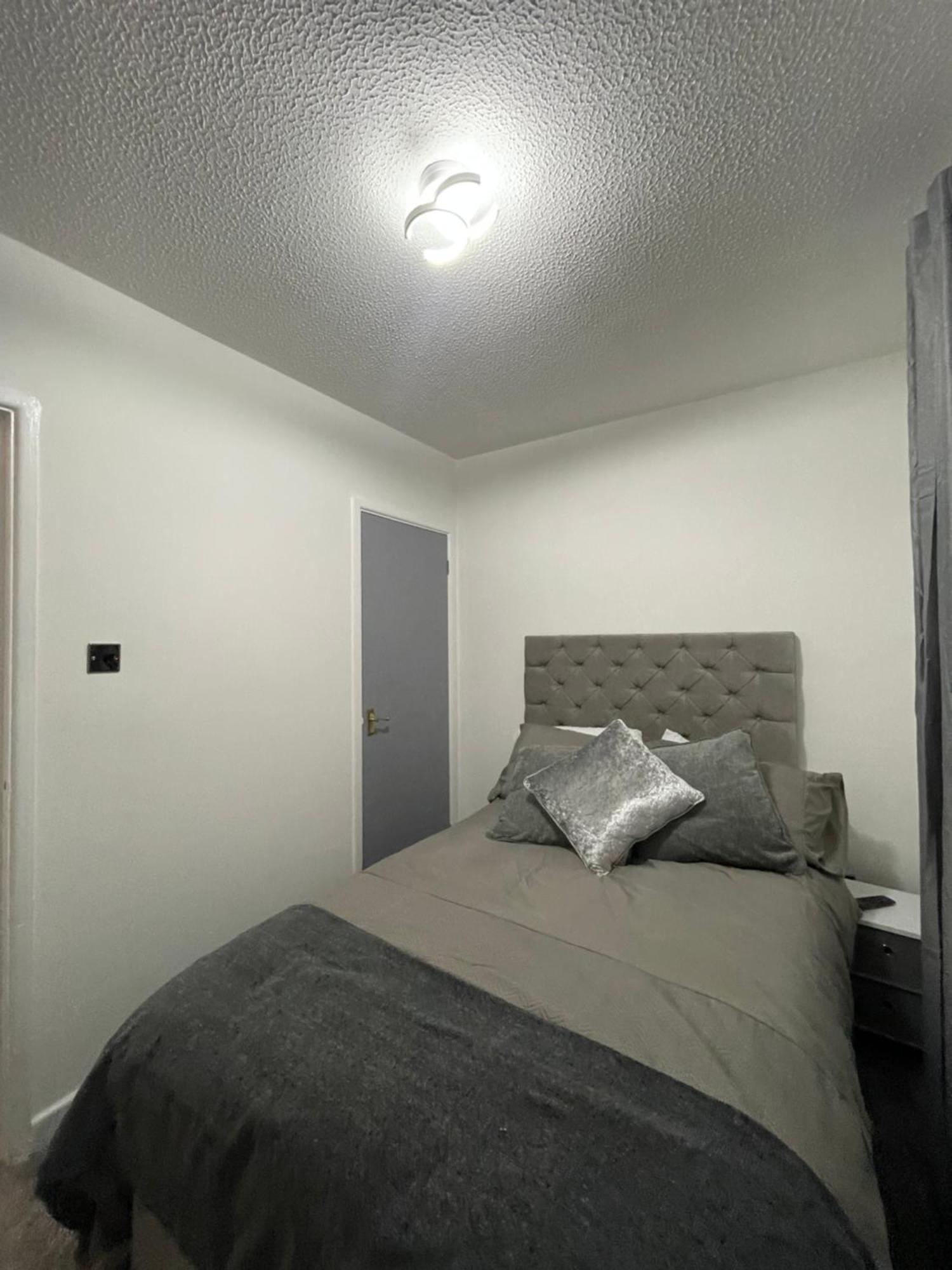 Cardiff Bay Apartment With Parking Zewnętrze zdjęcie