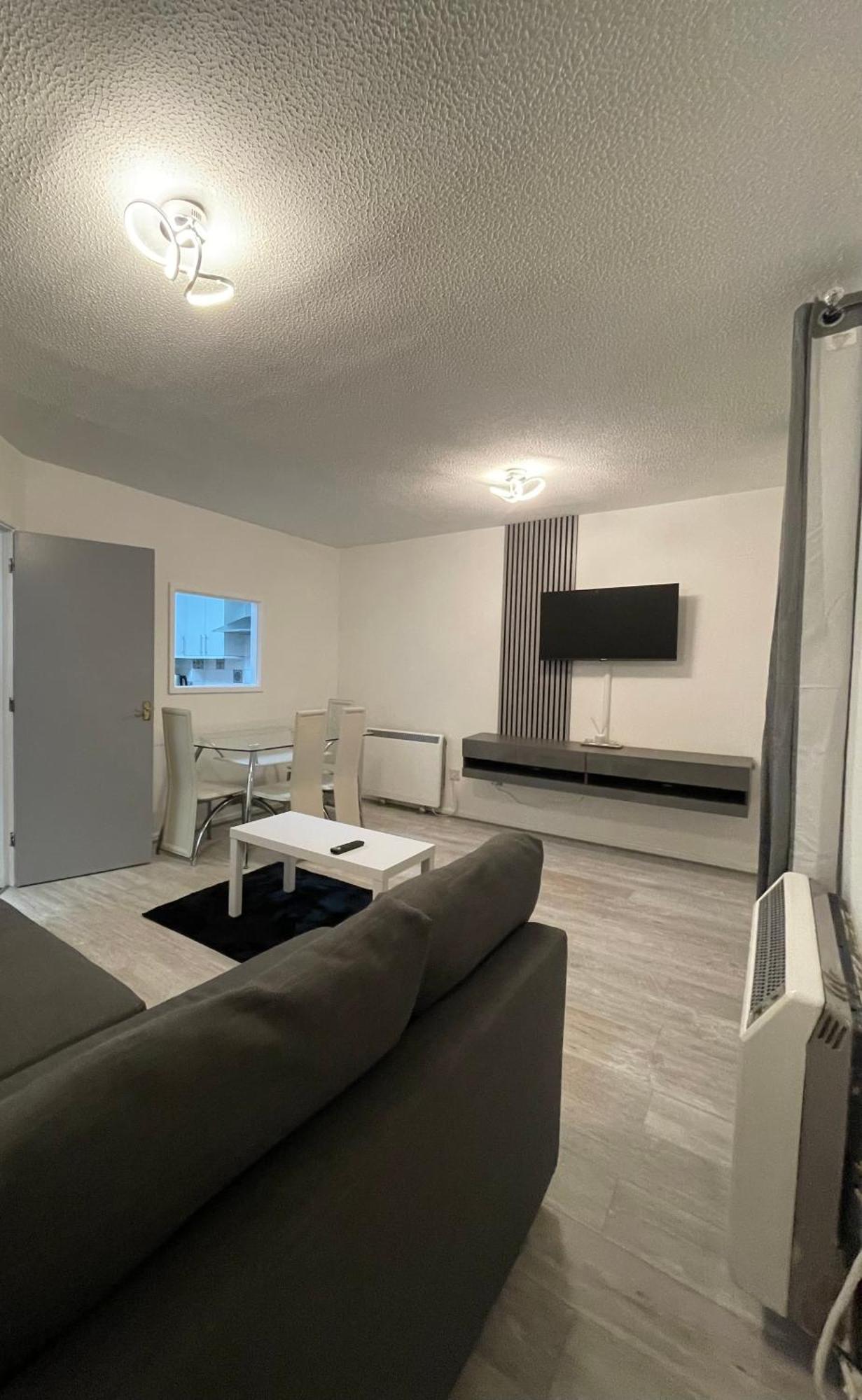 Cardiff Bay Apartment With Parking Zewnętrze zdjęcie