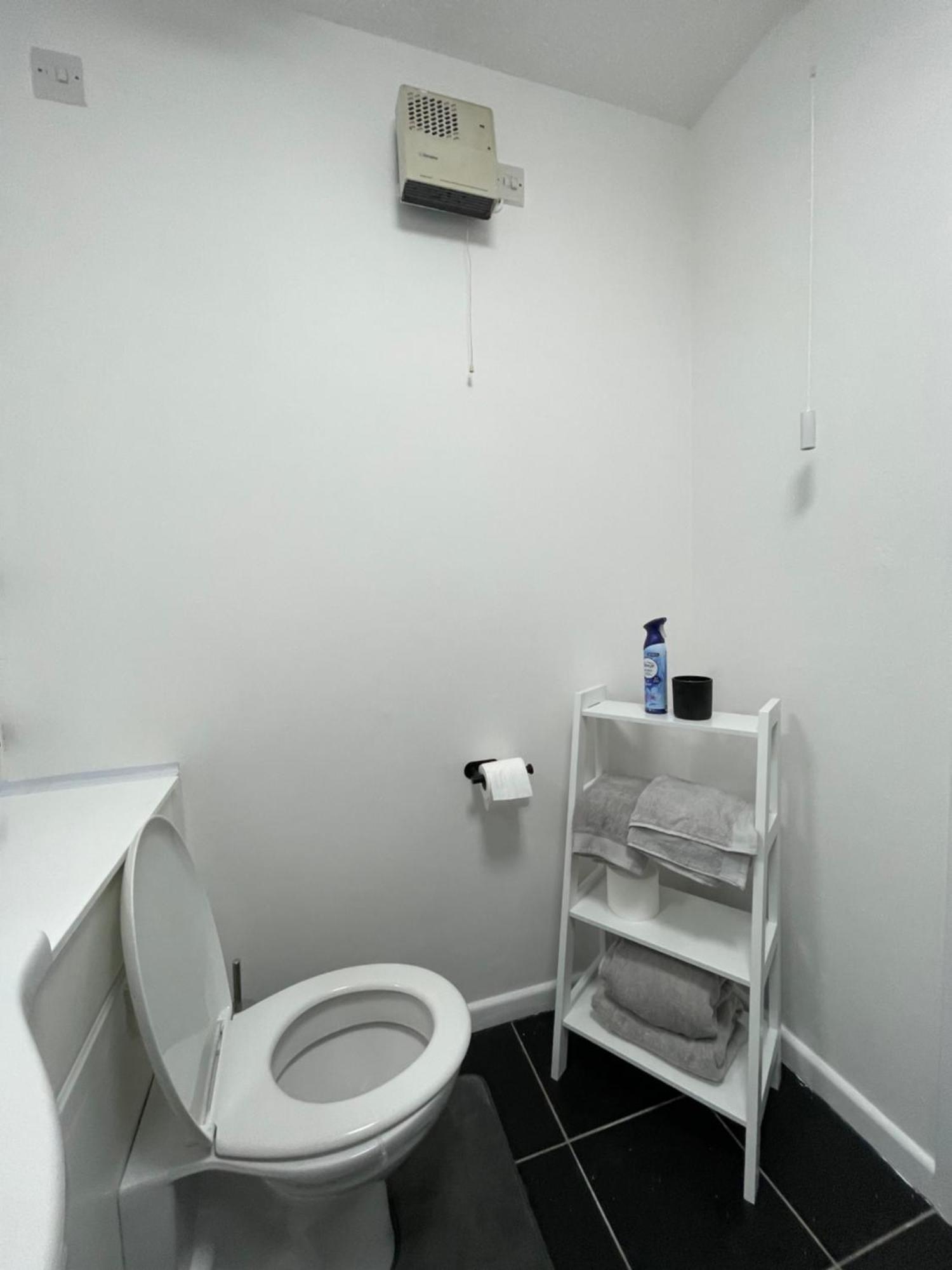Cardiff Bay Apartment With Parking Zewnętrze zdjęcie
